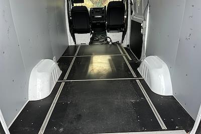 Used 2019 Mercedes-Benz Sprinter 2500 Standard Roof Empty Cargo Van for sale #26L025A - photo 2