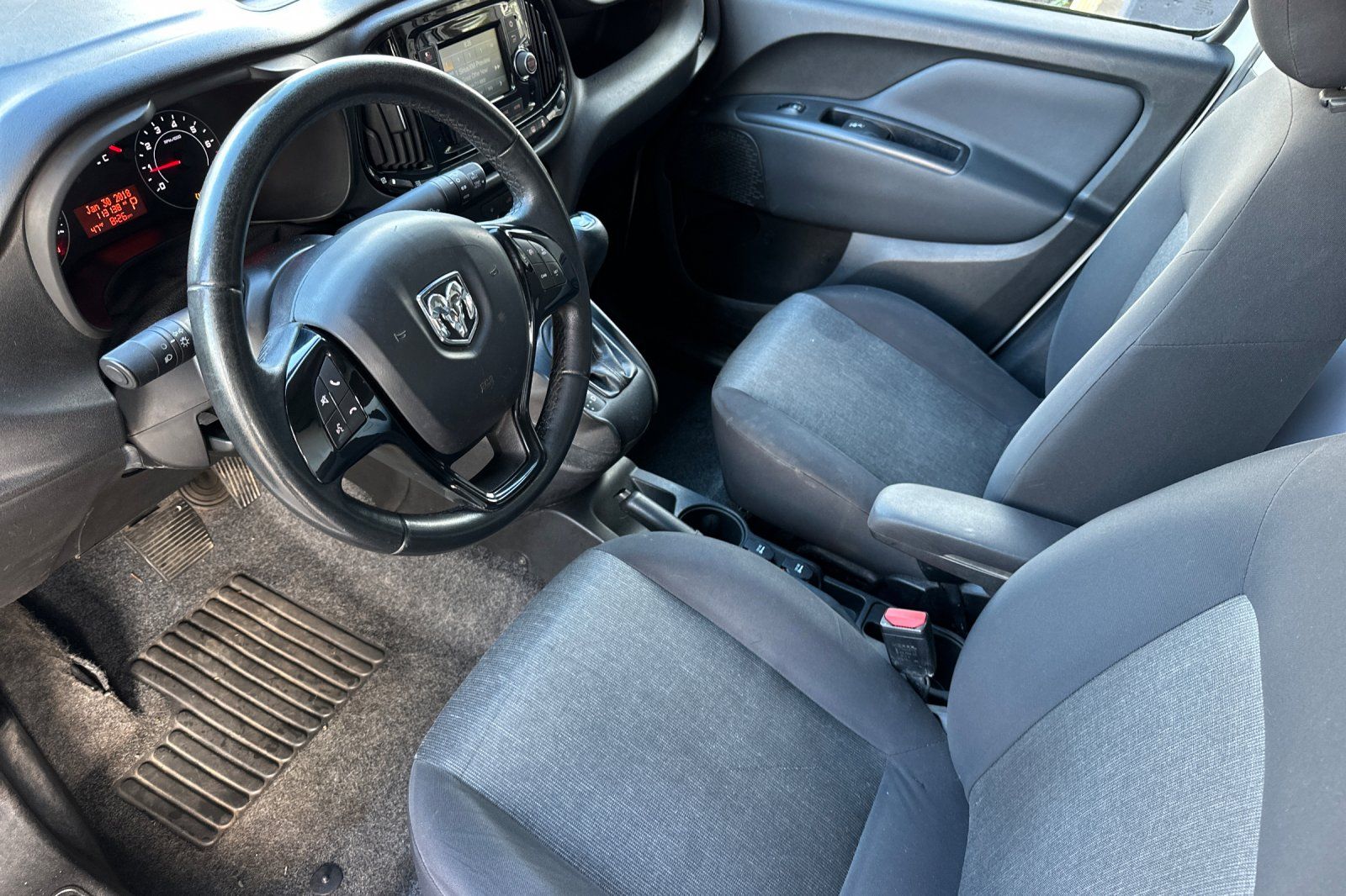 Used 2015 Ram ProMaster City - photo 11