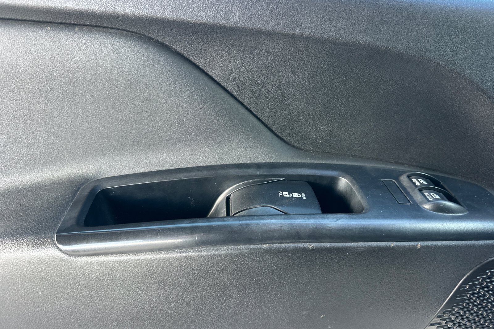 Used 2015 Ram ProMaster City - photo 13