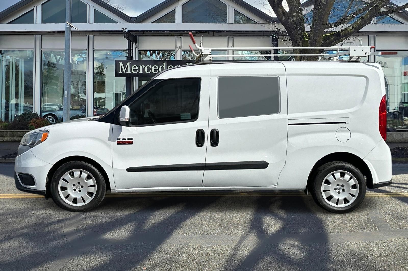 Used 2015 Ram ProMaster City - photo 2