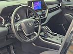 Used 2024 Toyota Highlander LE for sale #31749 - photo 24