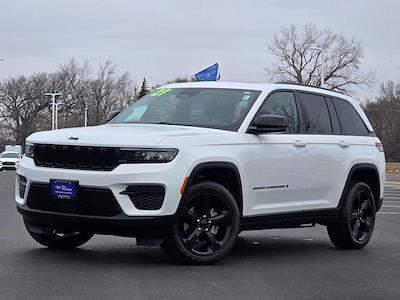 Used 2023 Jeep Grand Cherokee - photo 1