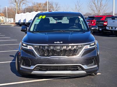 Used 2024 Kia Carnival LX Minivan for sale #P1628 - photo 2