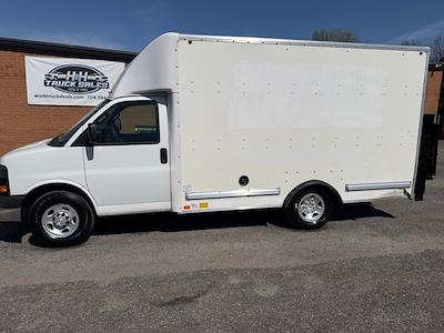 Used 2018 Chevrolet Express 3500 - photo 1