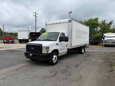 Used 2019 Ford E-350 - photo 1