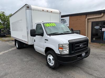 Used 2019 Ford E-350 - photo 2