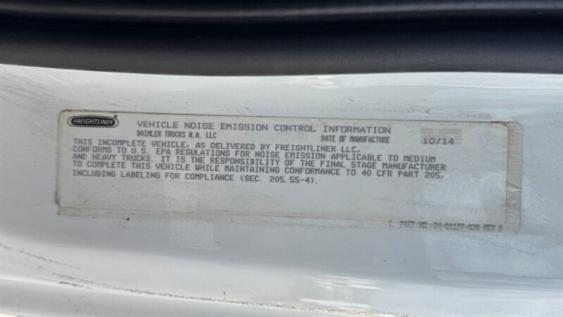 Used 2015 Freightliner M2 106 - photo 17