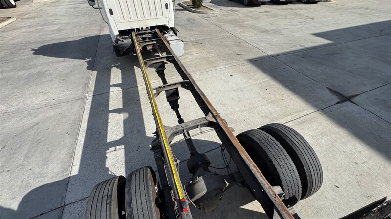 Used 2015 Freightliner M2 106 - photo 22