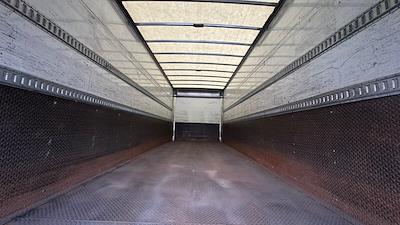 Used 2019 Hino 268A - photo 1