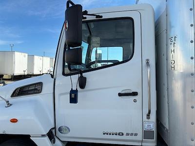 Used 2019 Hino 268A - photo 1