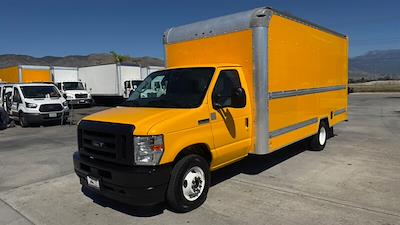 Used 2022 Ford E-350 - photo 1
