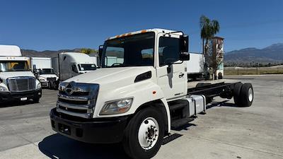 Used 2013 Hino 268A - photo 1