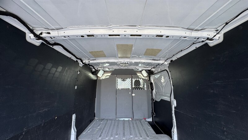 Used 2017 Ford Transit 250 - photo 14