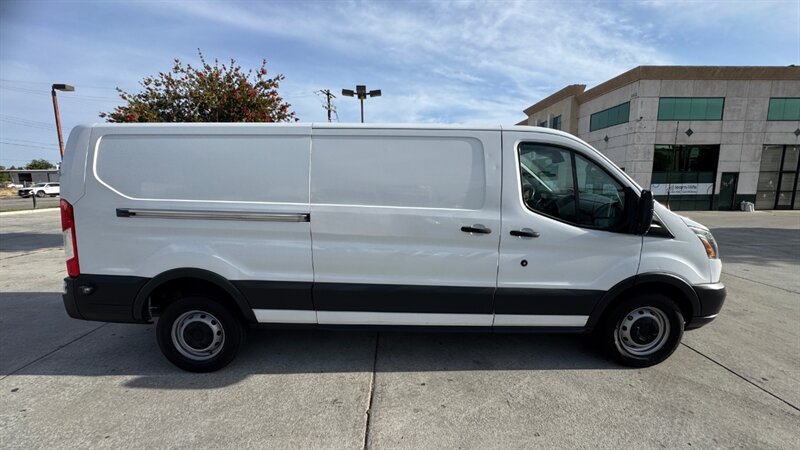 Used 2017 Ford Transit 250 - photo 17