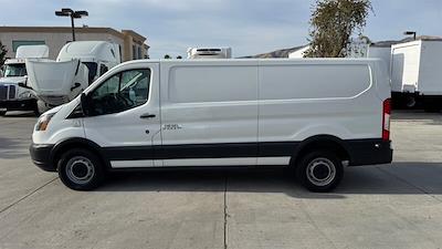 Used 2017 Ford Transit 250 - photo 2