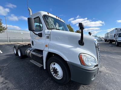 Used 2004 International 9200i Detroit DD13 Semi Truck for sale #10352 - photo 1