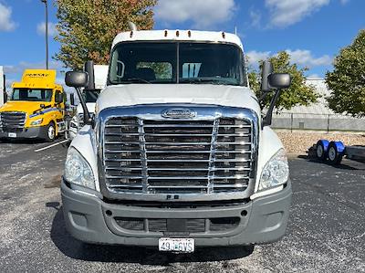 Used 2004 International 9200i Detroit DD13 Semi Truck for sale #10352 - photo 2