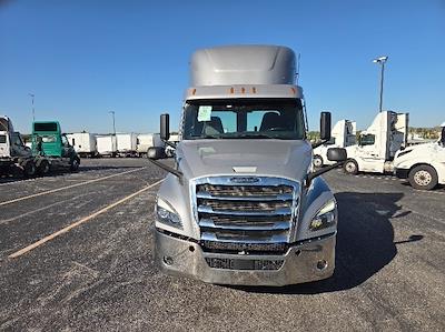 Used 2021 Freightliner Cascadia Detroit DD13 Semi Truck for sale #11606 - photo 2