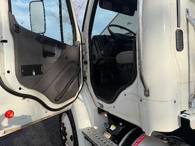 Used 2016 Freightliner M2 112 - photo 1