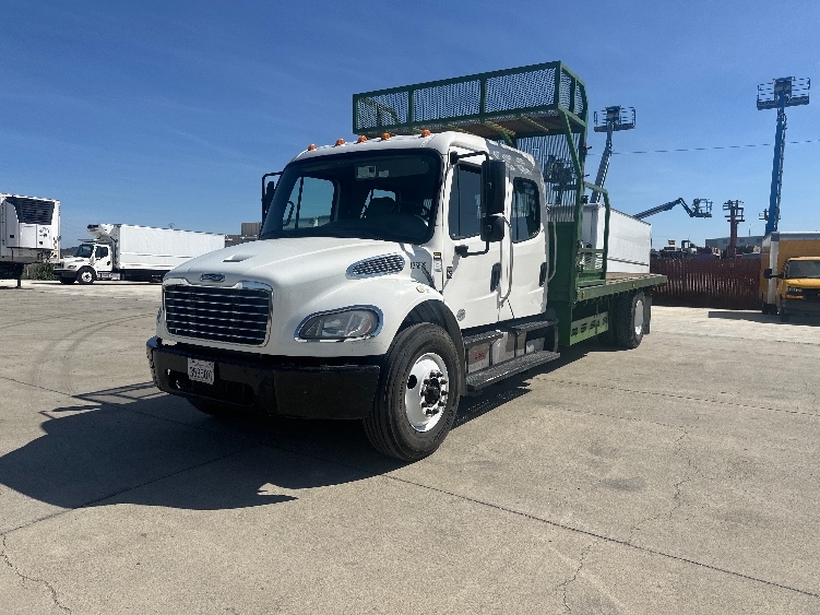 Used 2016 Freightliner M2 106 - photo 5
