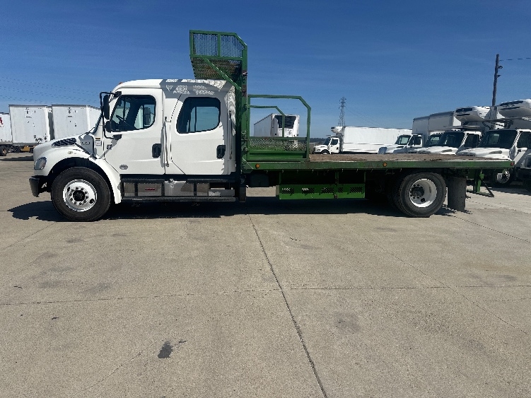 Used 2016 Freightliner M2 106 - photo 6