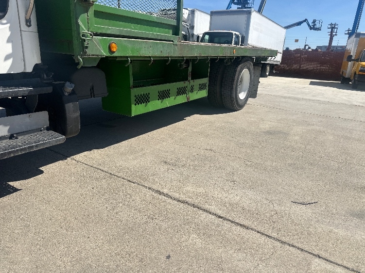 Used 2016 Freightliner M2 106 - photo 7