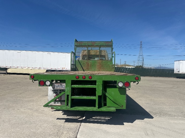 Used 2016 Freightliner M2 106 - photo 10