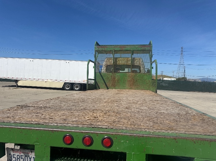Used 2016 Freightliner M2 106 - photo 11