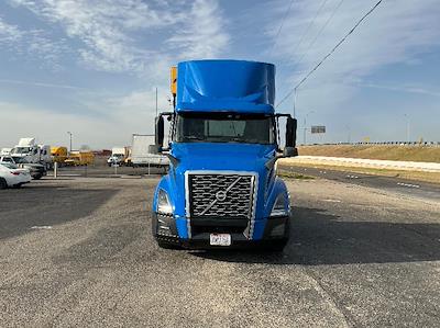 Used 2021 Volvo VNL - photo 1