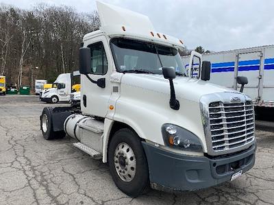 Used 2017 Freightliner Cascadia Detroit DD13 Semi Truck for sale #155889 - photo 1