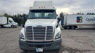 Used 2017 Freightliner Cascadia Detroit DD13 Semi Truck for sale #157353 - photo 2