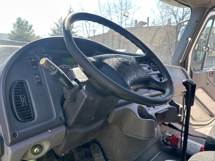 Used 2017 Freightliner 114SD - photo 18