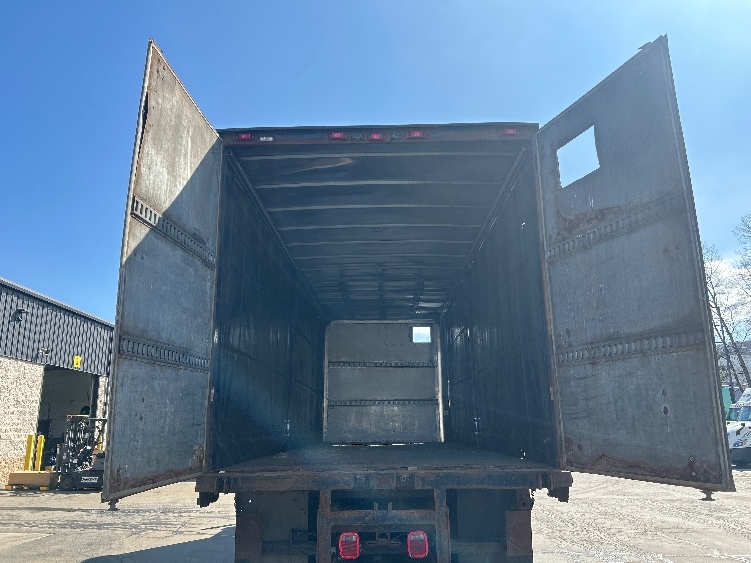 Used 2017 Freightliner 114SD - photo 10