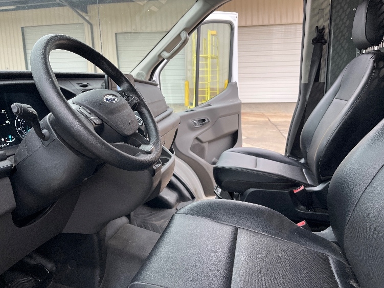 Used 2022 Ford Transit 250 - photo 17