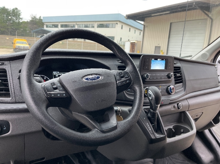 Used 2022 Ford Transit 250 - photo 18