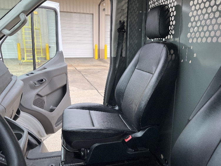 Used 2022 Ford Transit 250 - photo 19
