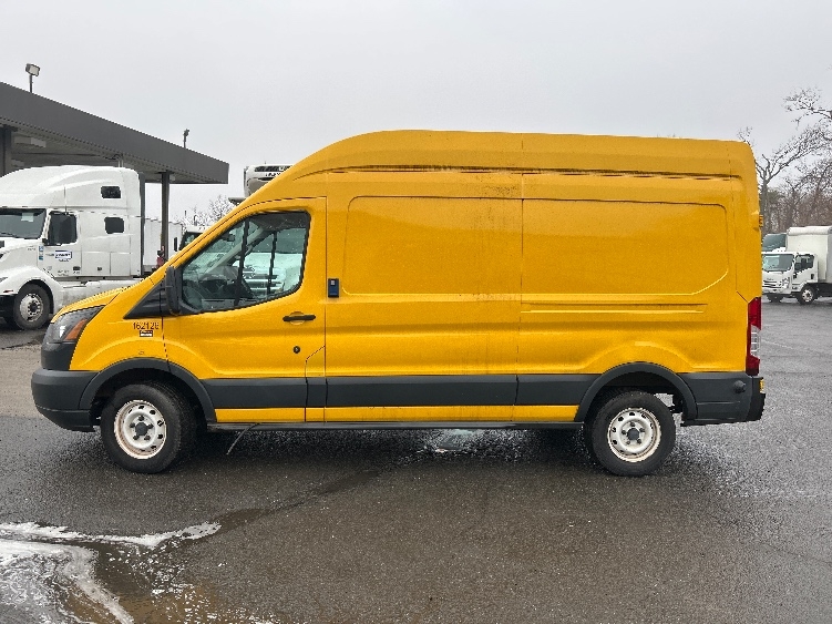 Used 2016 Ford Transit 250 - photo 6