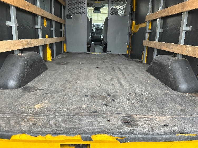 Used 2016 Ford Transit 250 - photo 11