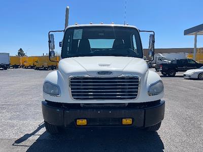 Used 2017 Freightliner M2 106 - photo 2