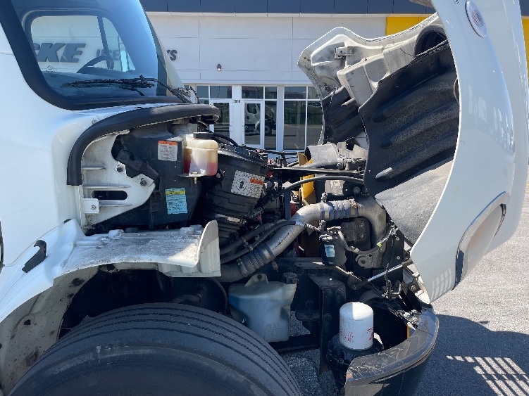 Used 2017 Freightliner M2 106 - photo 20