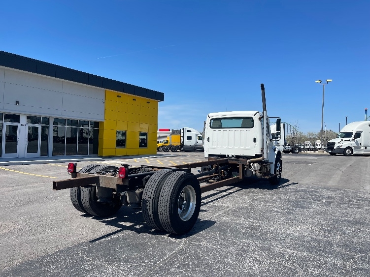 Used 2017 Freightliner M2 106 - photo 10