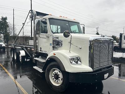 Used 2017 Freightliner Coronado - photo 1