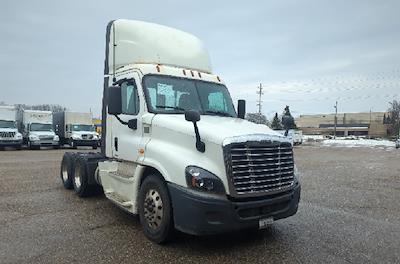 Used 2018 Freightliner Cascadia Detroit DD15AT Semi Truck for sale #169337 - photo 1