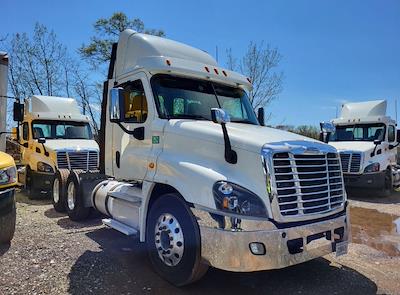 Used 2017 Freightliner Cascadia Detroit DD13 Semi Truck for sale #169905 - photo 1