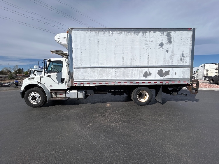 Used 2017 Freightliner M2 106 - photo 6