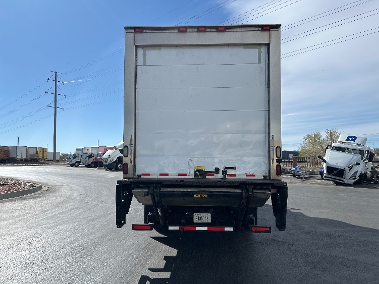 Used 2017 Freightliner M2 106 - photo 9