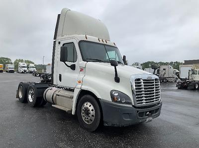Used 2018 Freightliner Cascadia Detroit DD13 Semi Truck for sale #173362 - photo 1