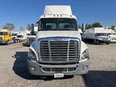 Used 2018 Freightliner Cascadia Detroit DD13 Semi Truck for sale #174099 - photo 2