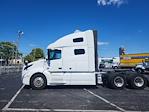 Used 2023 Volvo VNL Volvo D13 Semi Truck for sale #175273 - photo 4