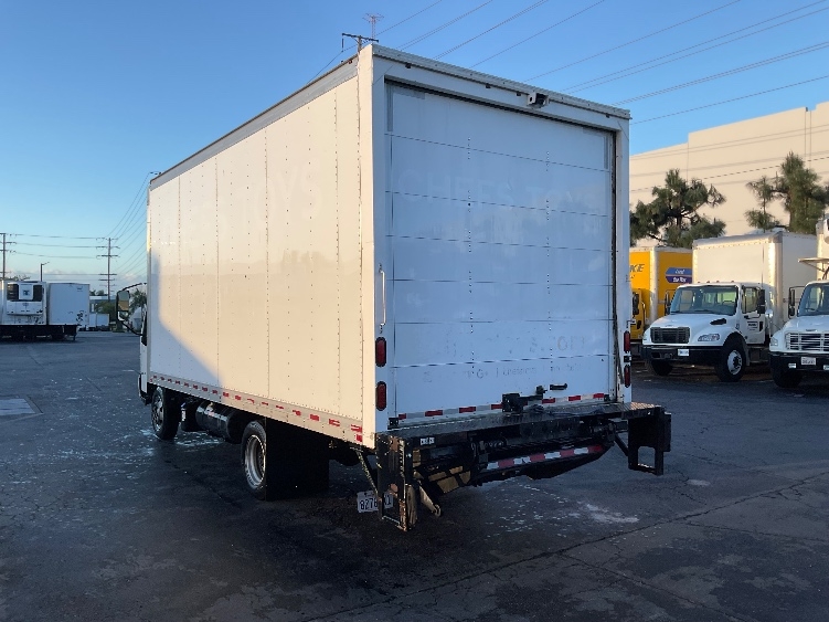 Used 2017 Hino 155 - photo 8